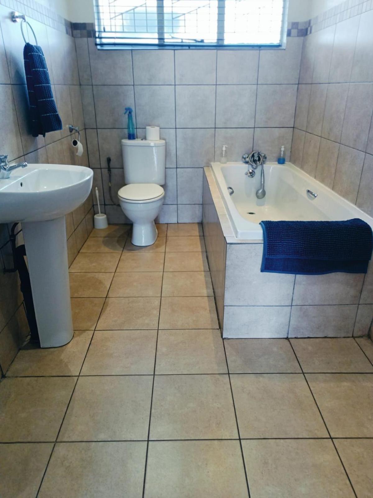 21 On Coetzee Guest House Bloemfontein Buitenkant foto